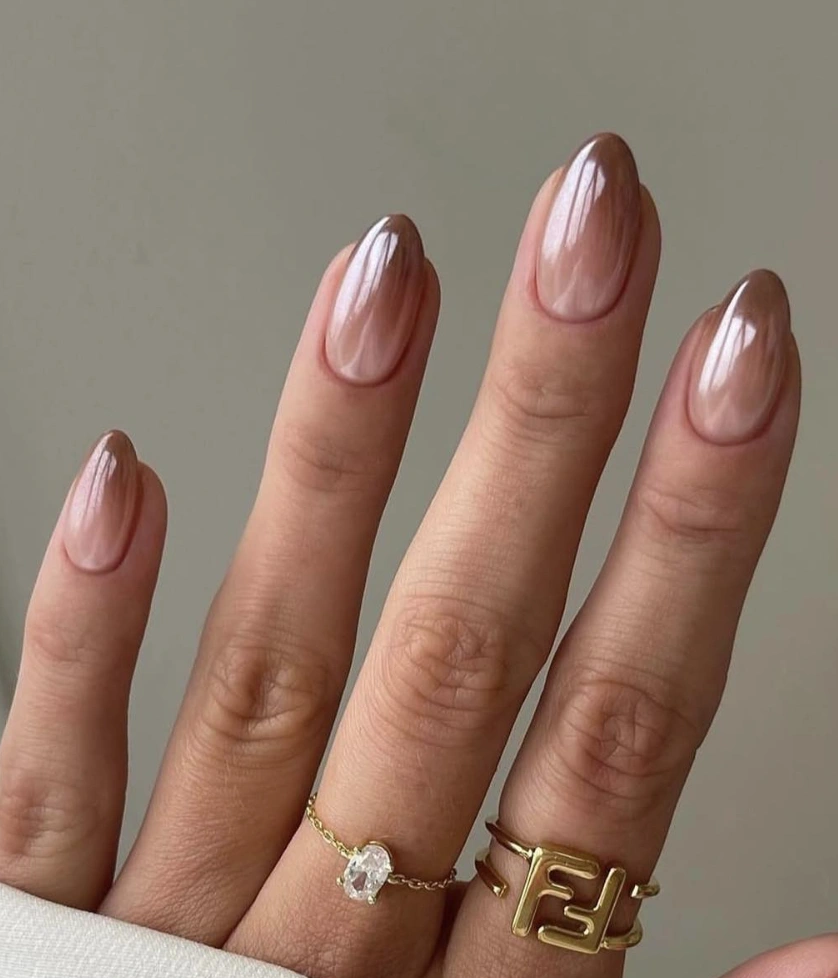 Almond Ombre Nails: Nude to Mocha Fade