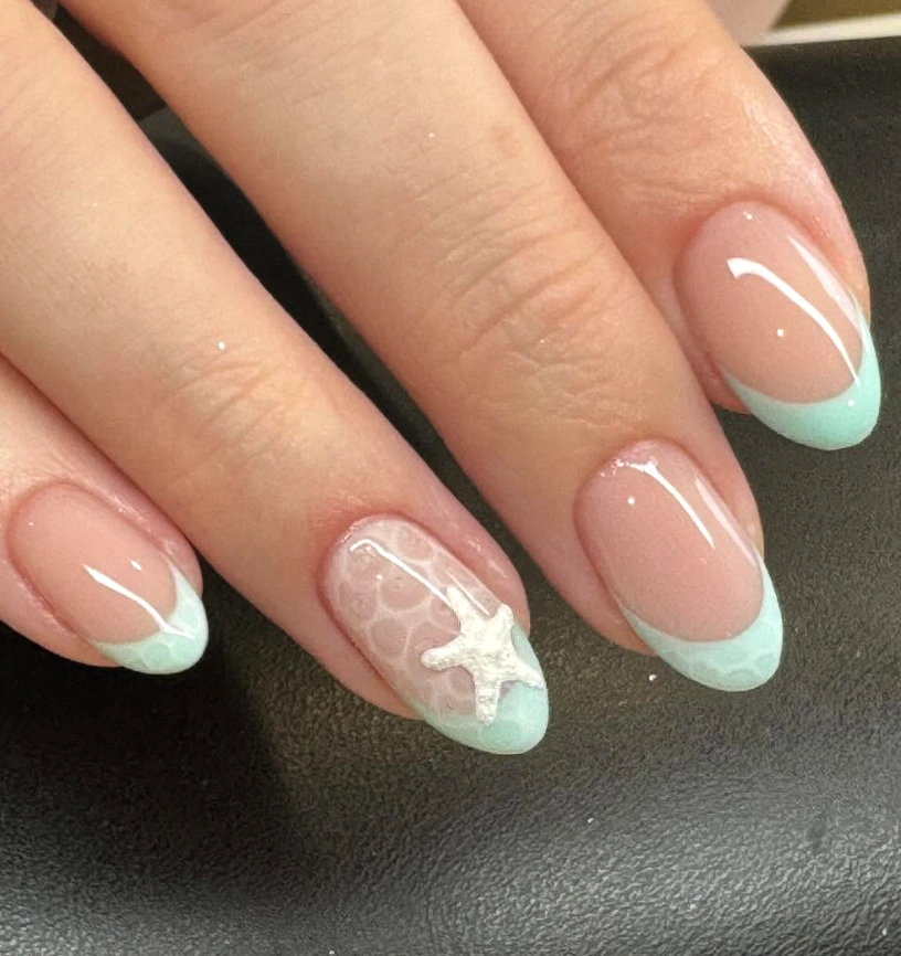 Beachy Keen: Mint French Tips with Starfish Accent
