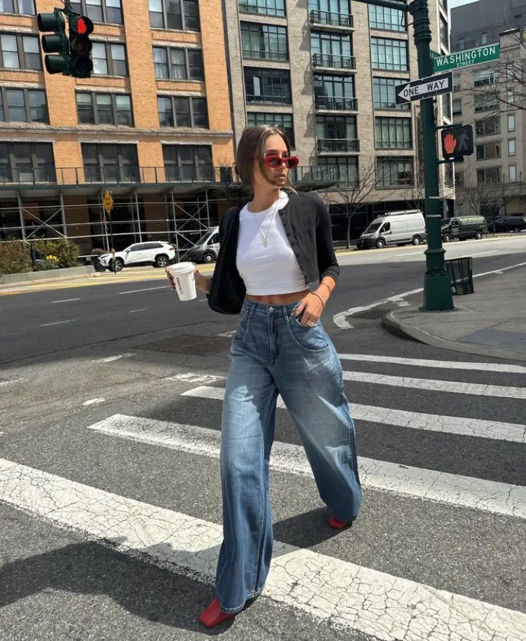 Black Cropped Cardigan + White Crop Top + Blue Wide-Leg Jeans + Red Pointed-Toe Heels