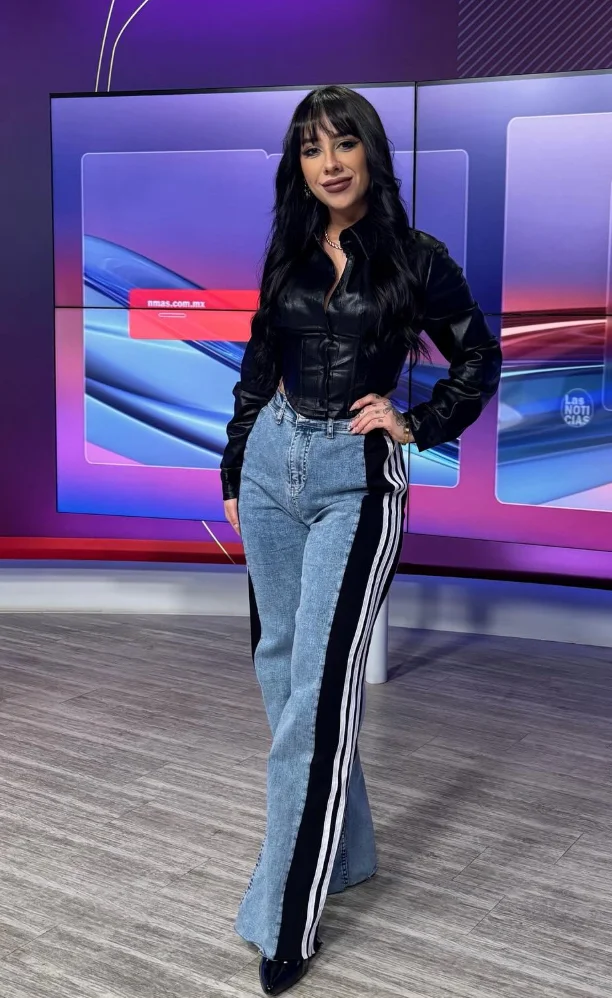 Black Leather Crop Jacket + Blue Wide-Leg Jeans With Side Stripes + Black Pointed-Toe Heeled Boots