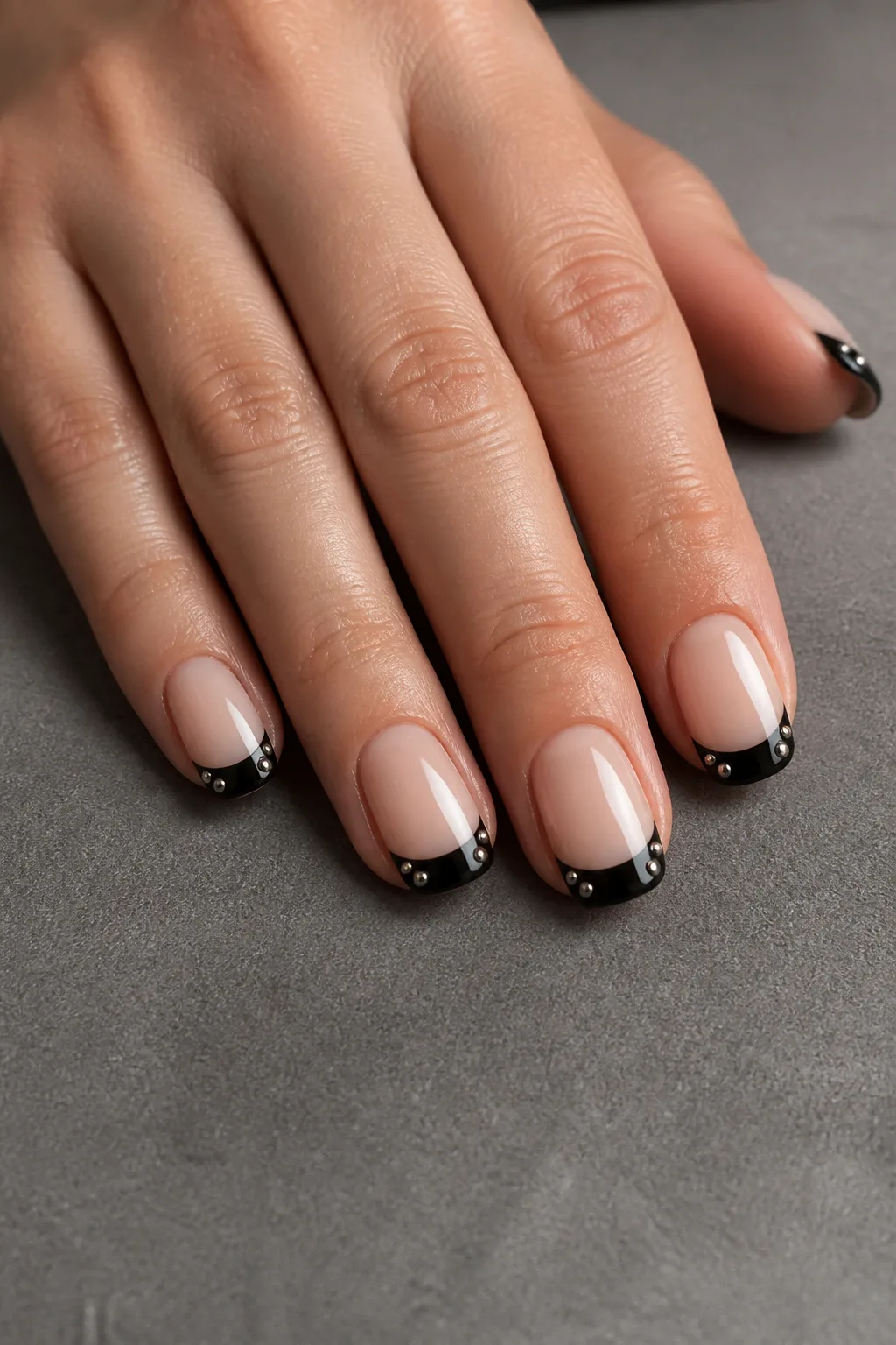 Black Studded Tips