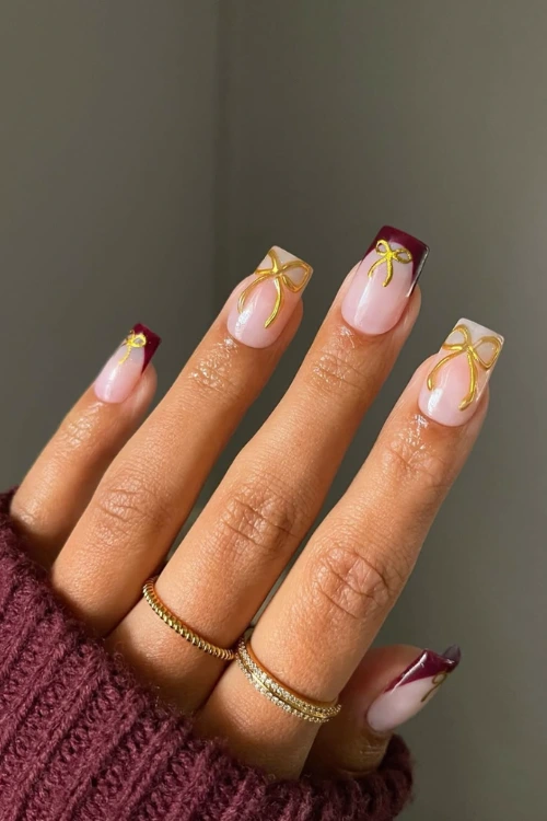 19- Chrome Gold Bow Nails