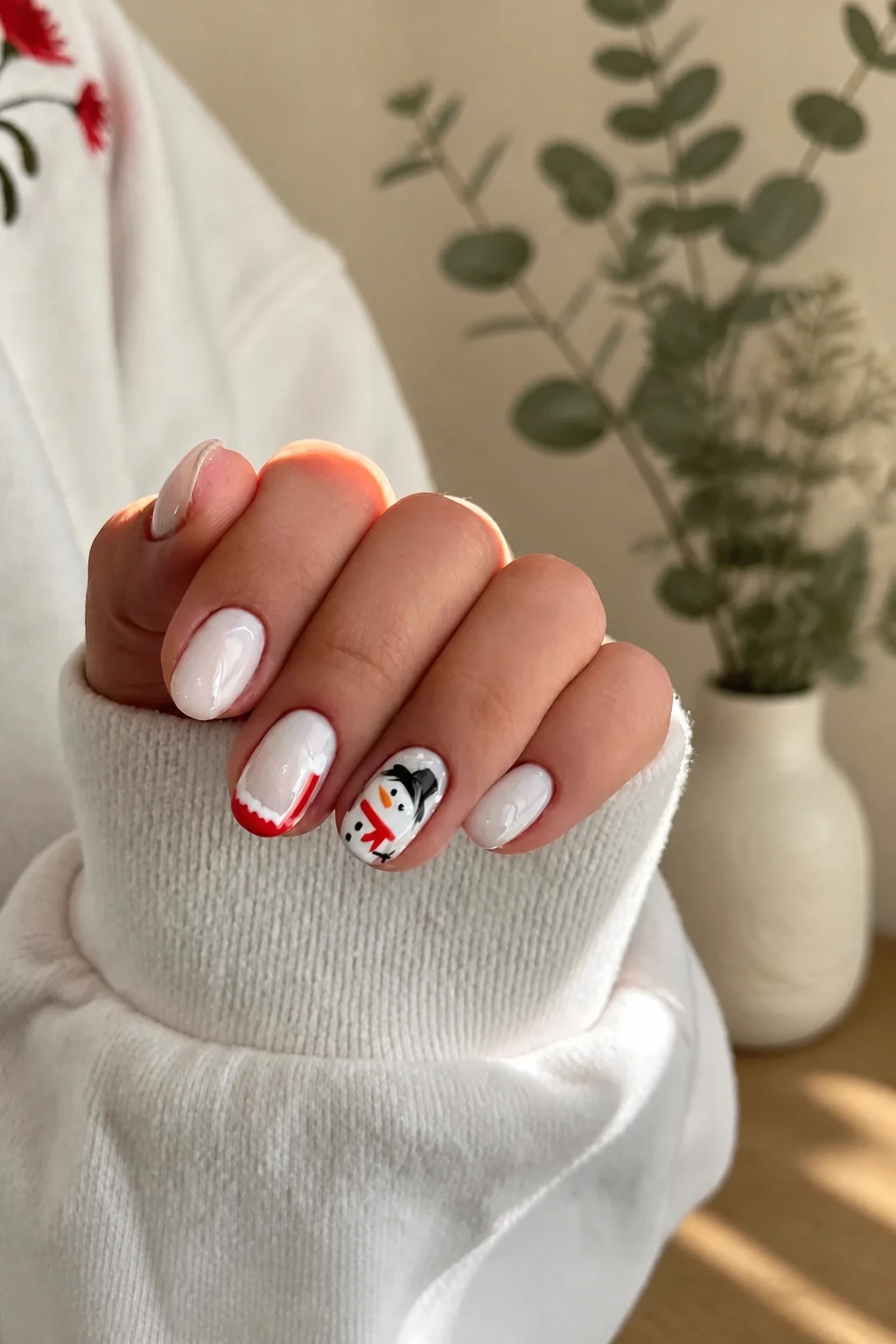 9- Classic Santa and Reindeer Nails