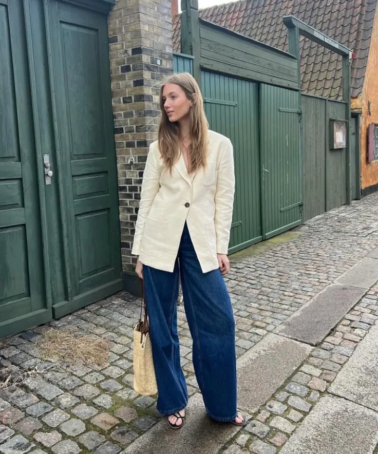 Cream Blazer + Blue Wide-Leg Jeans + Black Strappy Sandals