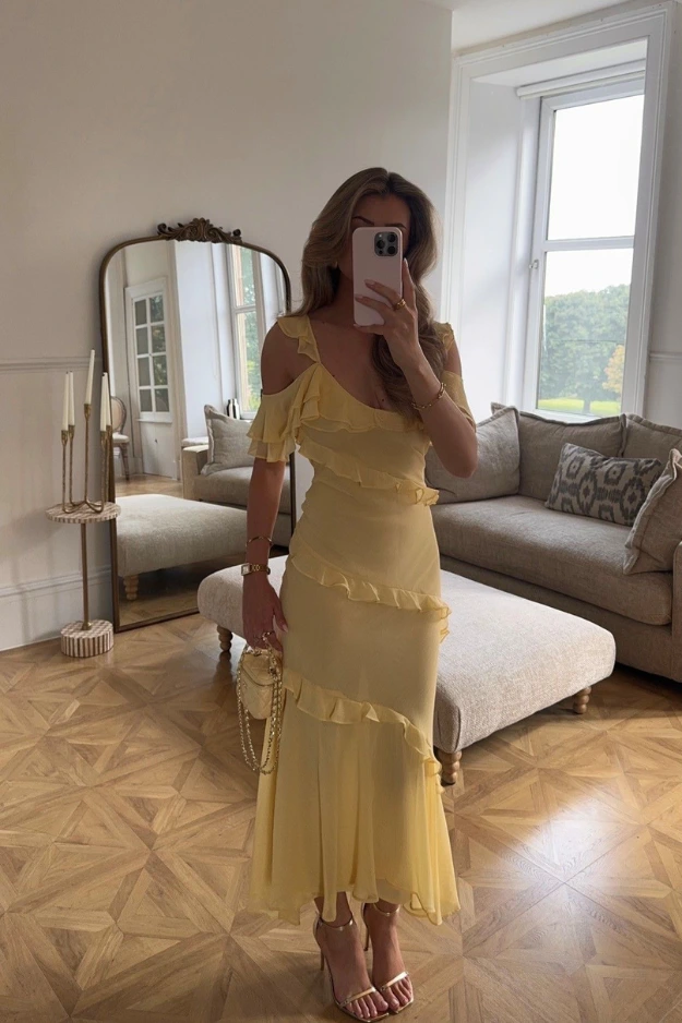 11- Fresh Wedding Guest Dress Ideas