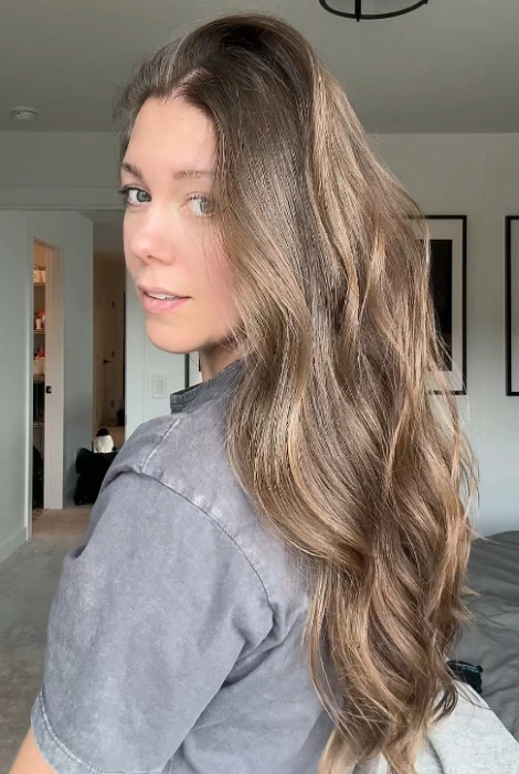 Long Layered Ash Blonde Balayage Hairstyle for Thick Wavy Hair