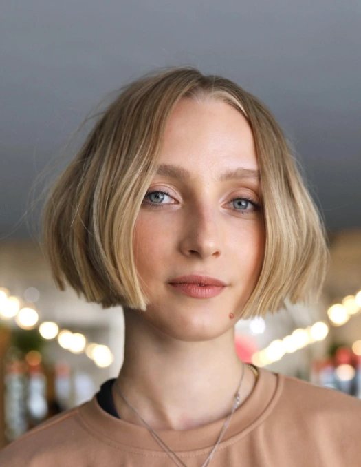 Modern Blunt Bob with Subtle Blonde Highlights