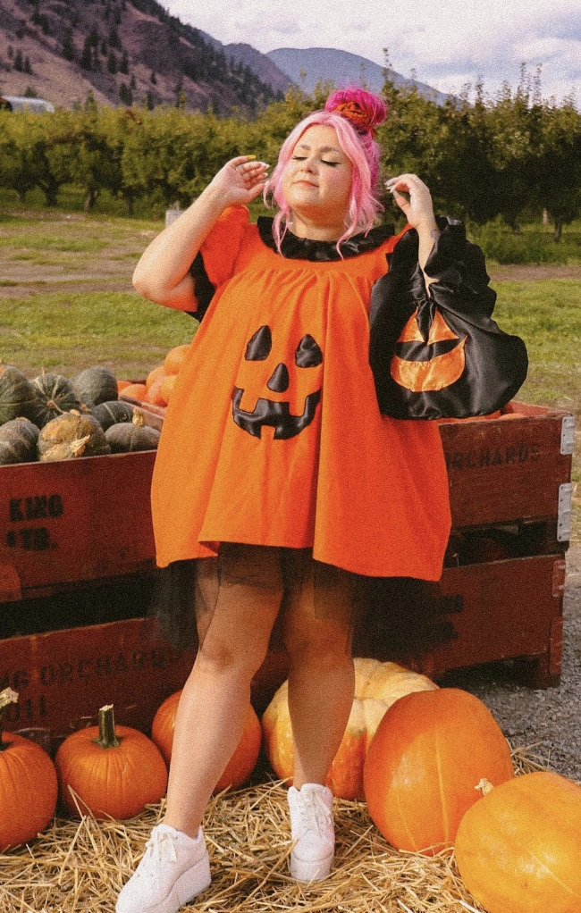 Pumpkin Print Swing Dress + Orange Pumpkin Bag + White Sneakers
