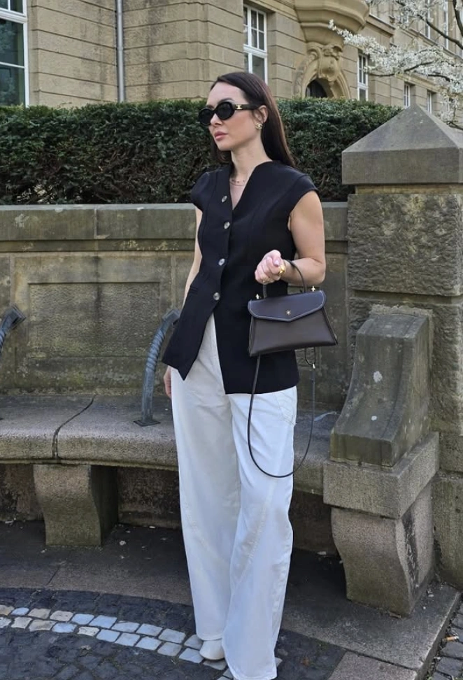 Sleeveless Blazer + Barrel Jeans + Structured Bag