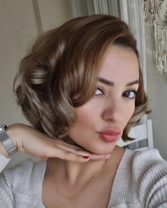 Voluminous Rounded Bob with Dimensional Color