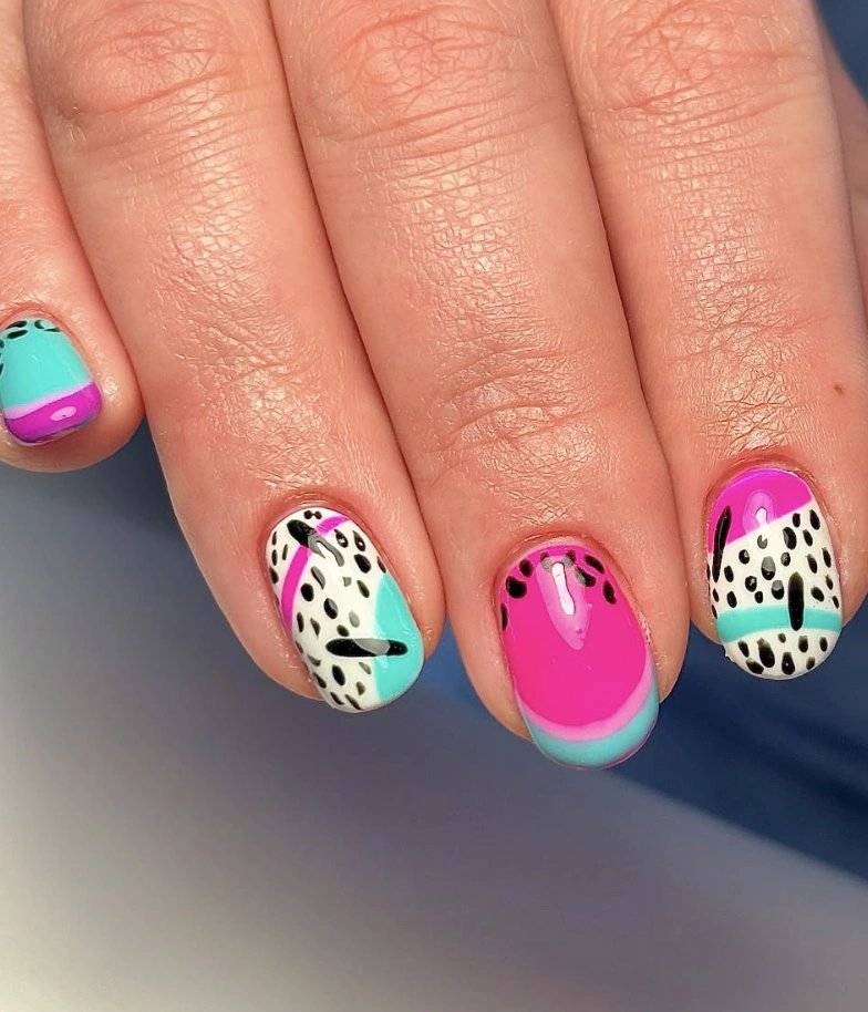 Abstract Geometric Oval Nails in Pink and Turquoise