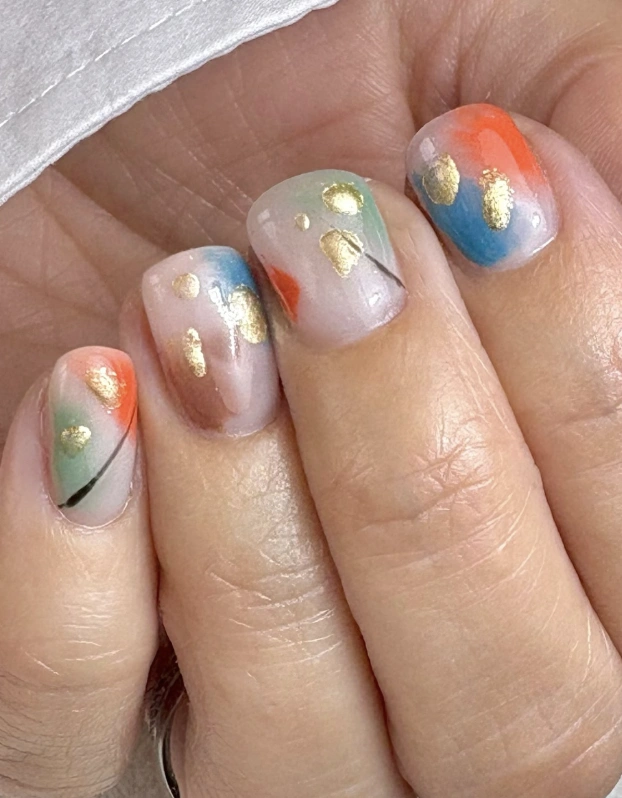 Abstract Watercolor Short Nails with Gold Leaf