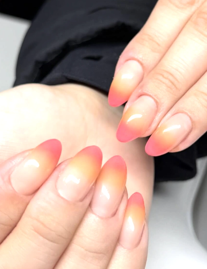 Almond Shaped Gradient Nails: Orange to Nude