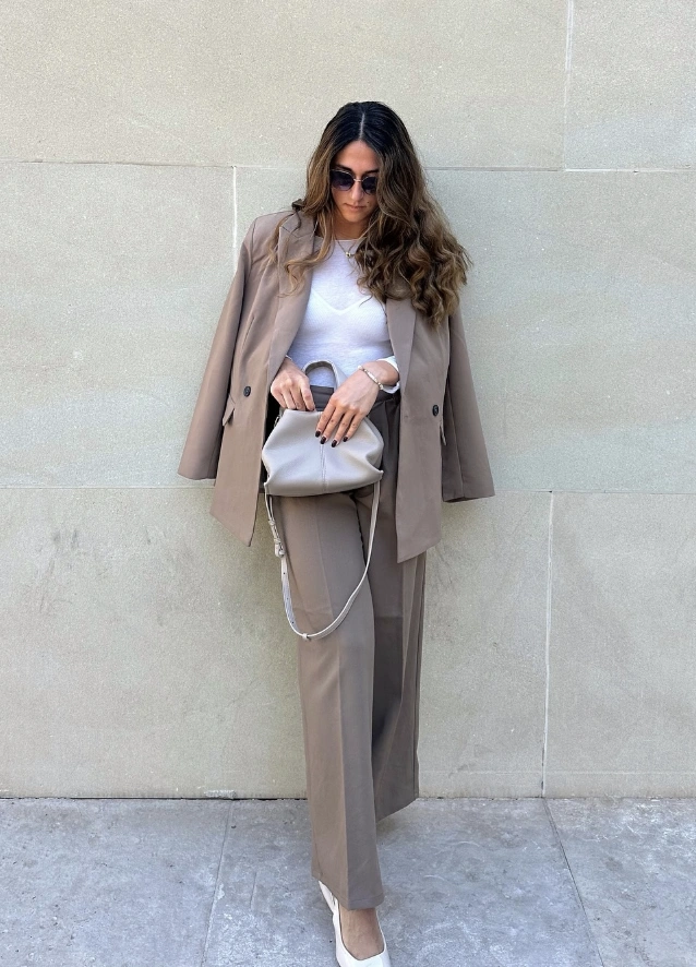 Beige Oversized Blazer + Cream Fitted Top + Tailored Beige Trousers + White Pointed-Toe Heels
