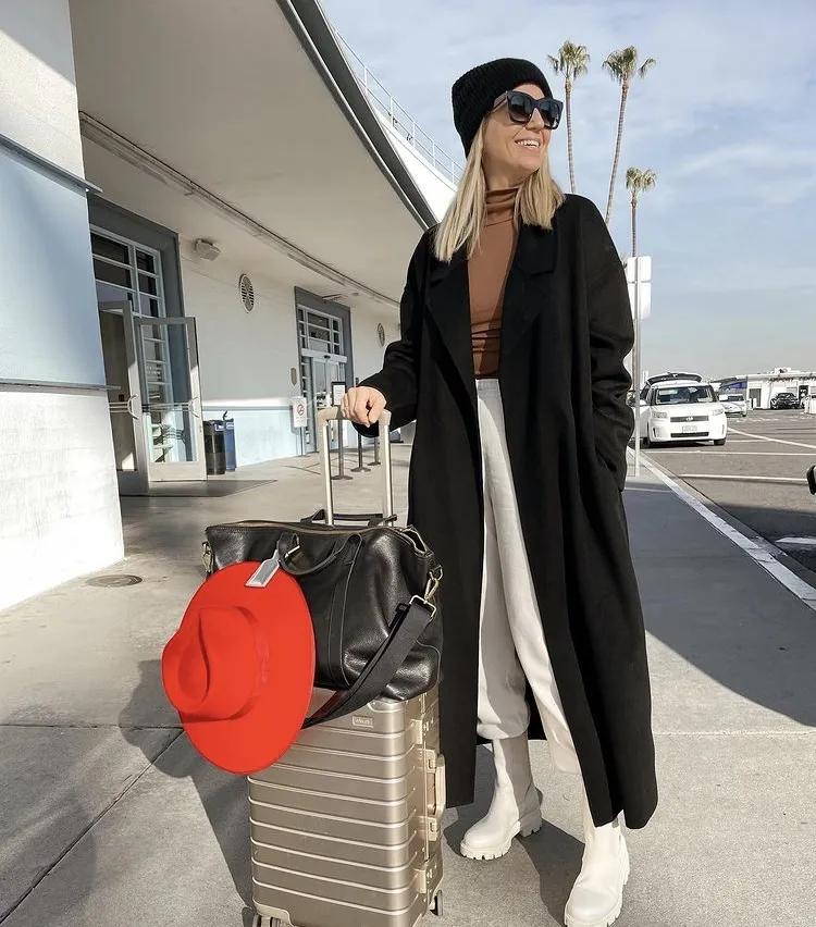 Coat + Sweatpants + Boots: Layered Luxury