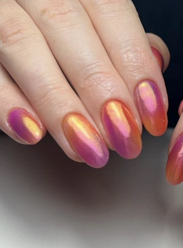 Gradient Oval Fall Nails with Chrome Finish in Fiery Orange and Pink Hues