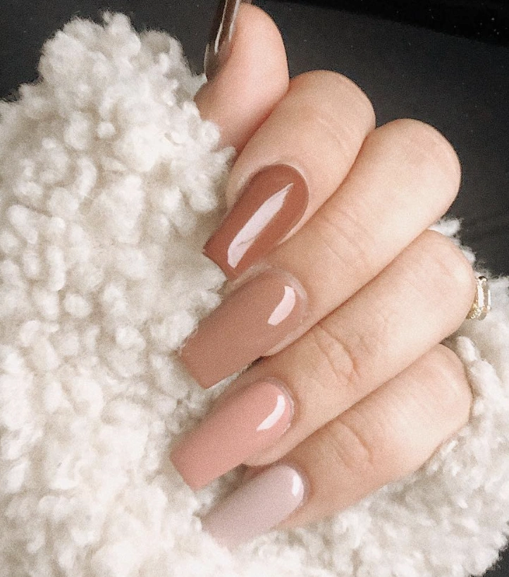 Gradient Taupe Coffin Nails