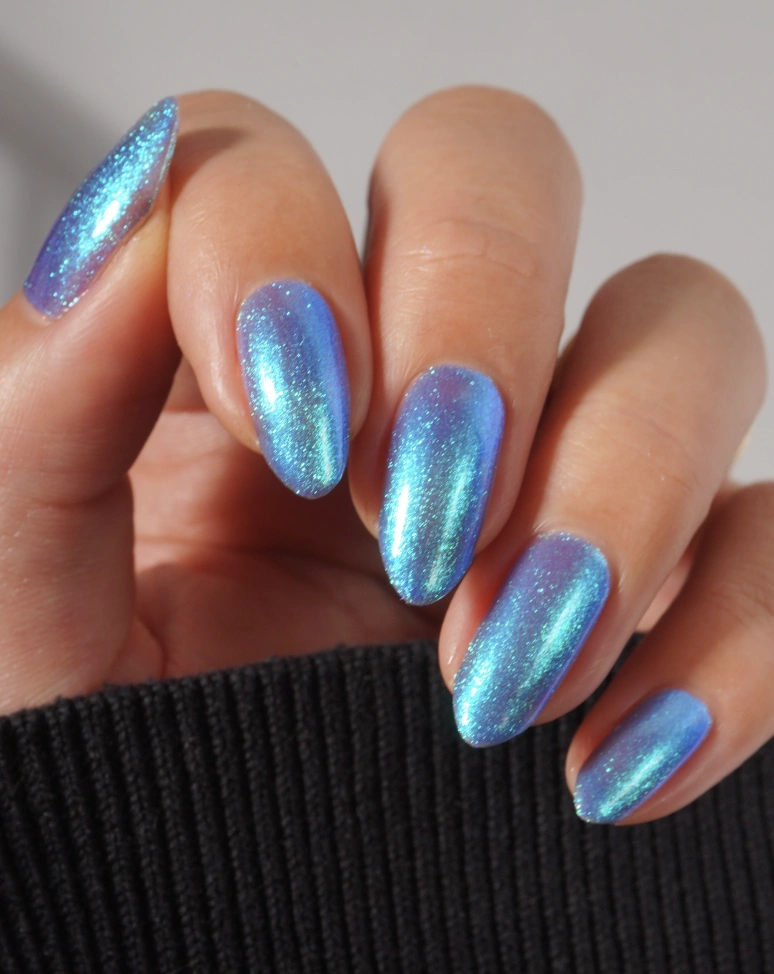 Holographic Periwinkle Almond Nails
