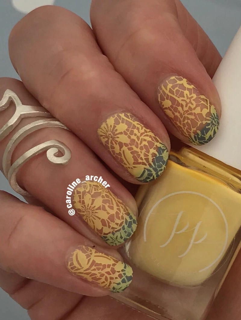 Lemon & Lace Gradient Nails with Flower Accents