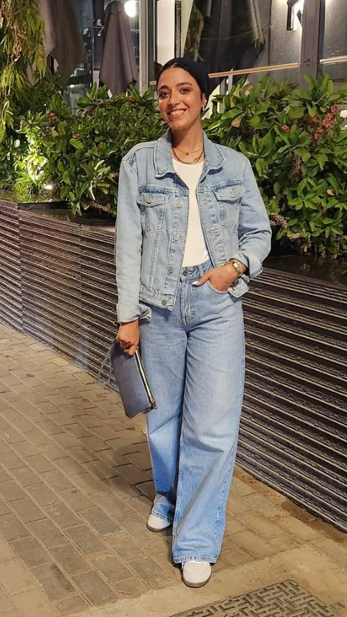 Light Wash Denim Jacket + White T + Wide Leg Jeans