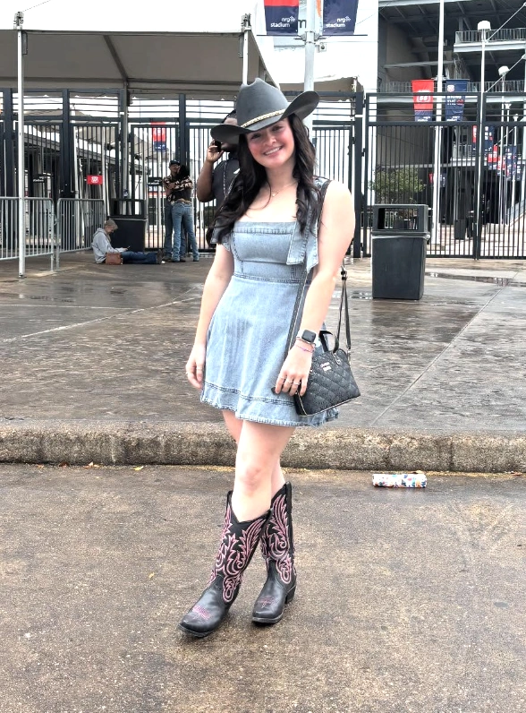 Light Wash Denim Mini Dress + Black Cowboy Boots + Black Western Hat