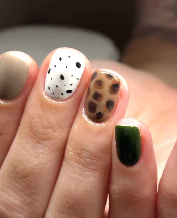 Mismatched Natural Tones and Spotted Print Nails