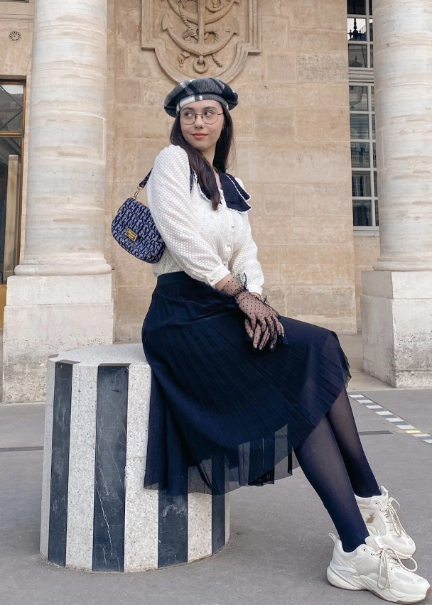 Navy Pleated Midi Skirt + Cream Sweater Blouse + Black Beret + White Sneakers