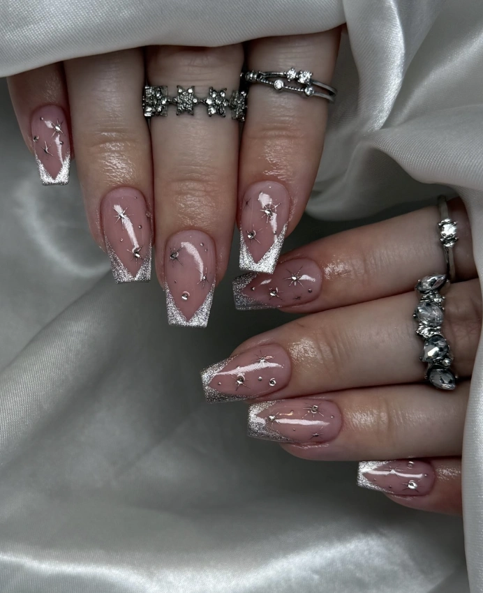 Nude Coffin Nails with Silver Chrome Tips and Star Accents