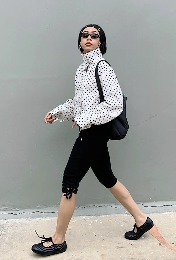 Polka Dot Stand-Up Collar Jacket + Black Capri Pants + Mary Jane Flats