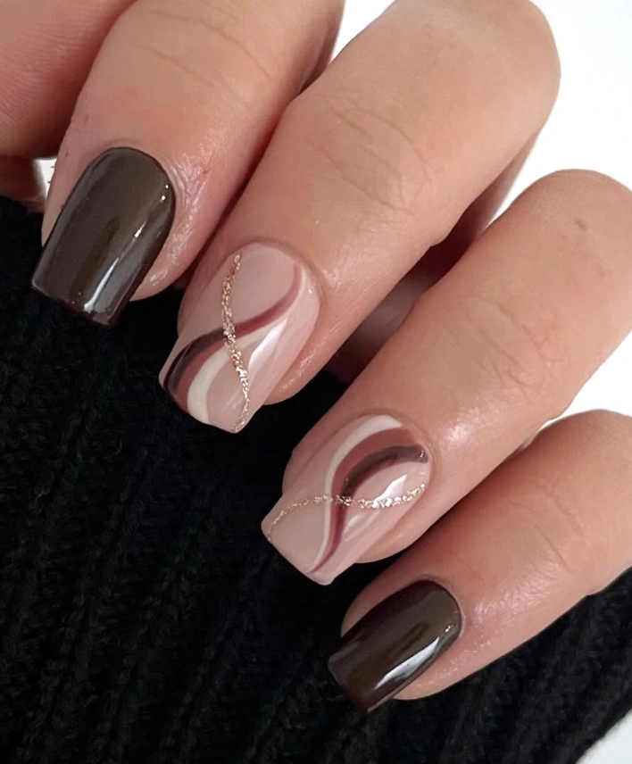 Sleek Brown Square Nails with Swirled Neutral Tones and Dazzling Gold Lines