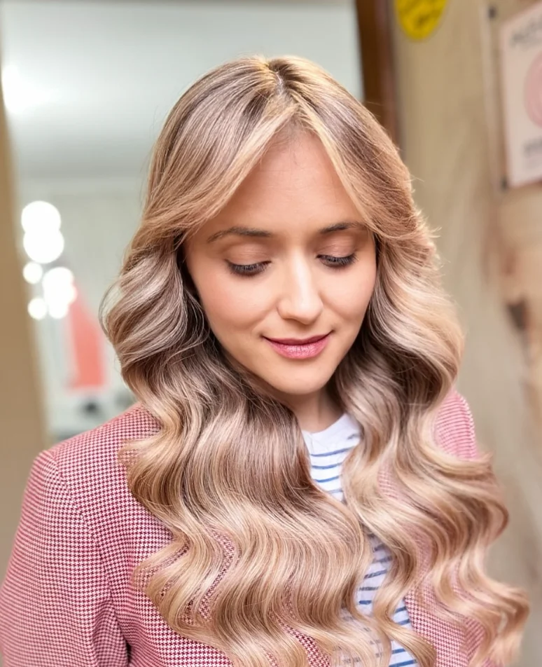 Soft Blonde Hollywood Waves