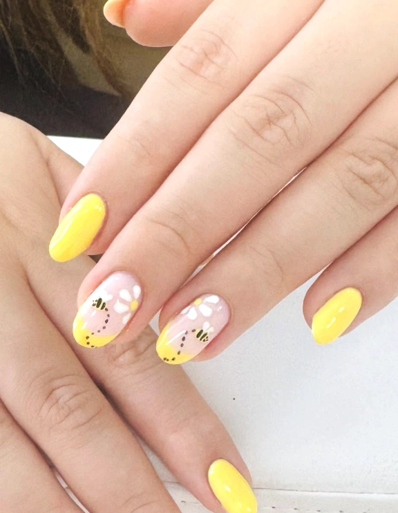 Sunshine Yellow Oval Nails with Daisy & Bee Accents