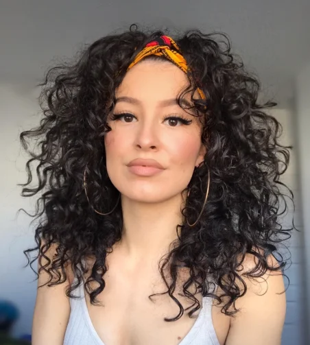 Voluminous Curls with Headband