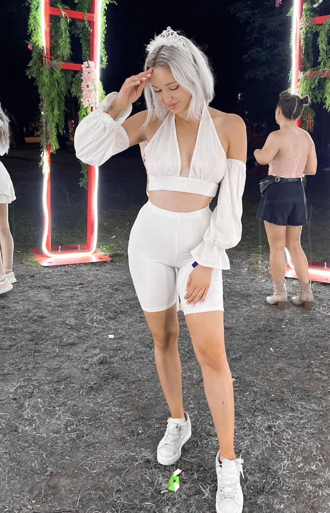 White Crop Top + White Bike Shorts + Puffy Sleeves